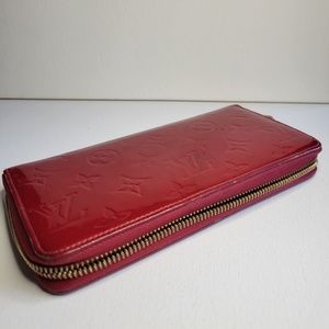 Louis Vuitton Red Vernis Zippy Wallet